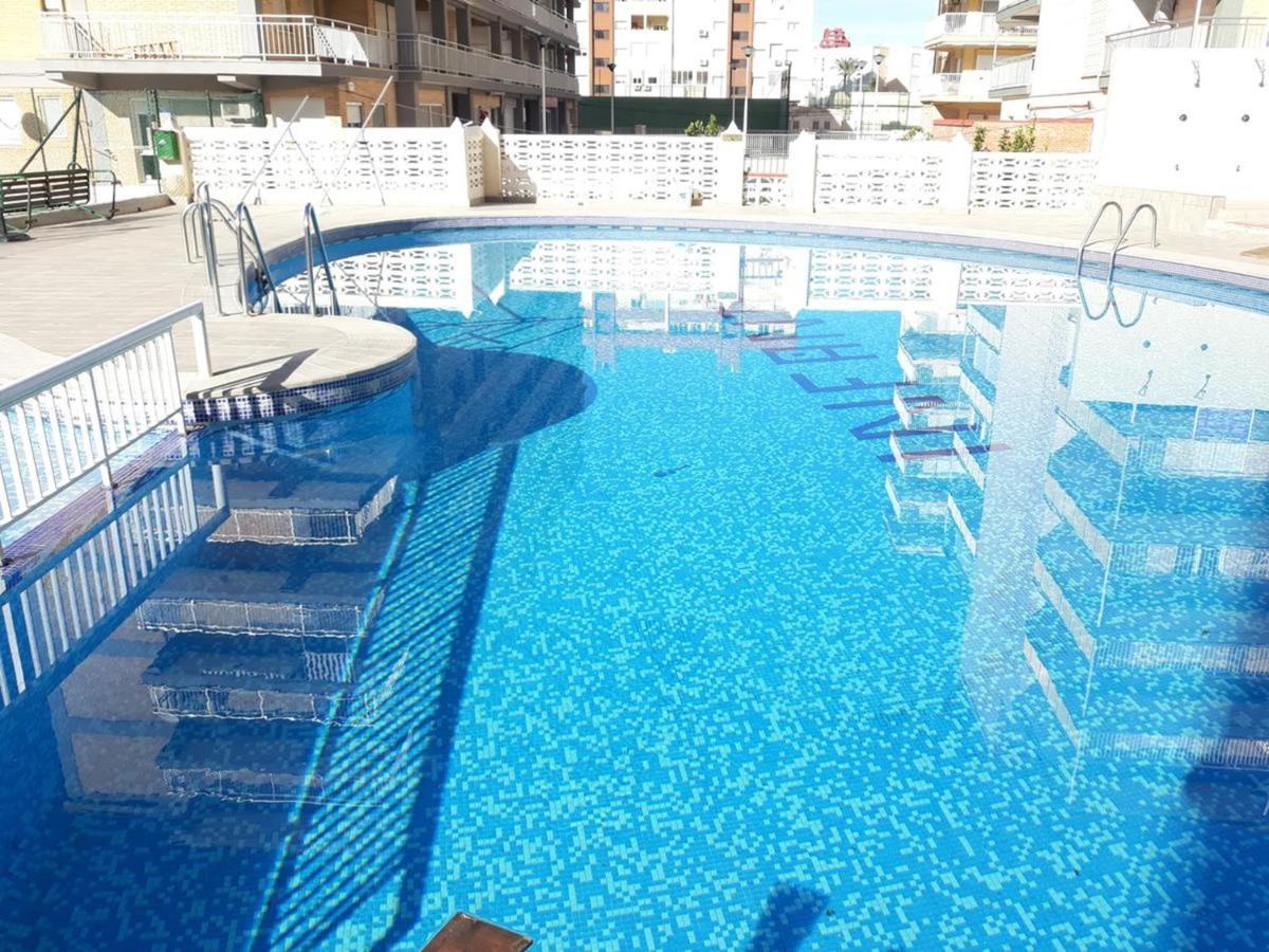 Infante II Primera Linea Playa De Gandia Solo Familias Экстерьер фото