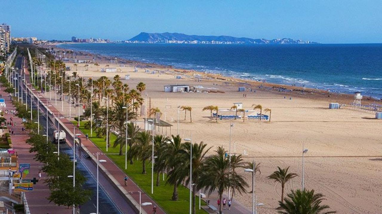Infante II Primera Linea Playa De Gandia Solo Familias Экстерьер фото