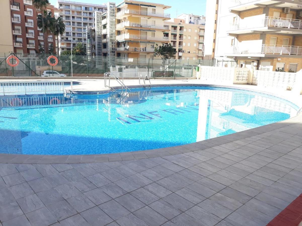 Infante II Primera Linea Playa De Gandia Solo Familias Экстерьер фото