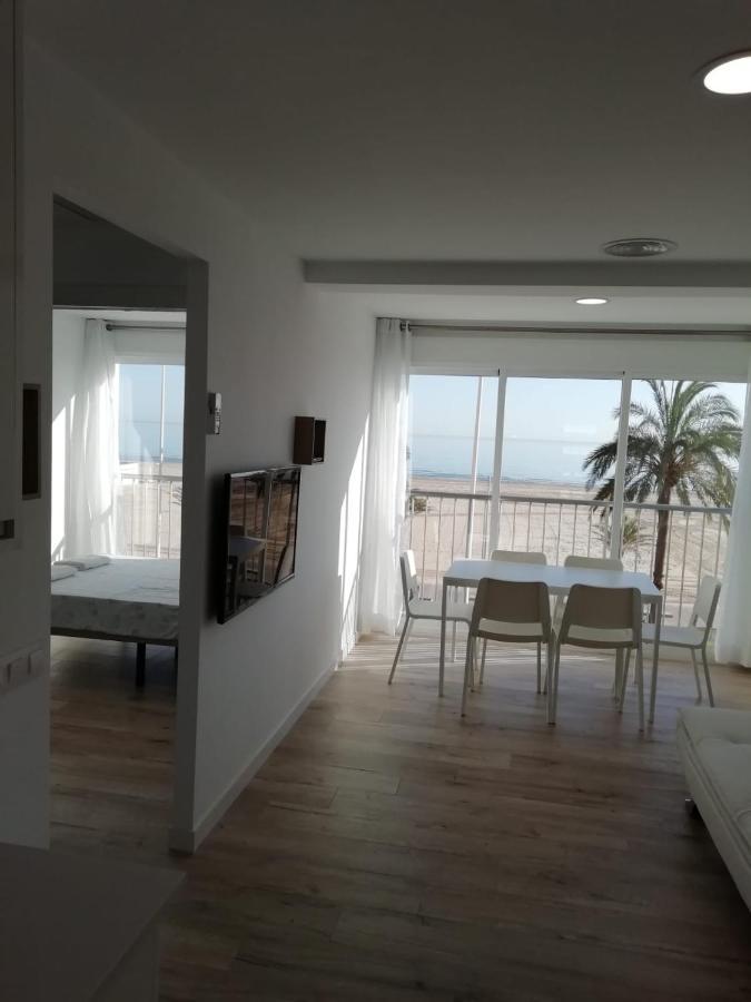 Infante II Primera Linea Playa De Gandia Solo Familias Экстерьер фото