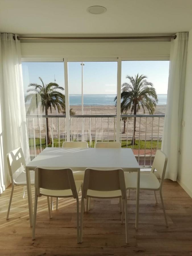 Infante II Primera Linea Playa De Gandia Solo Familias Экстерьер фото